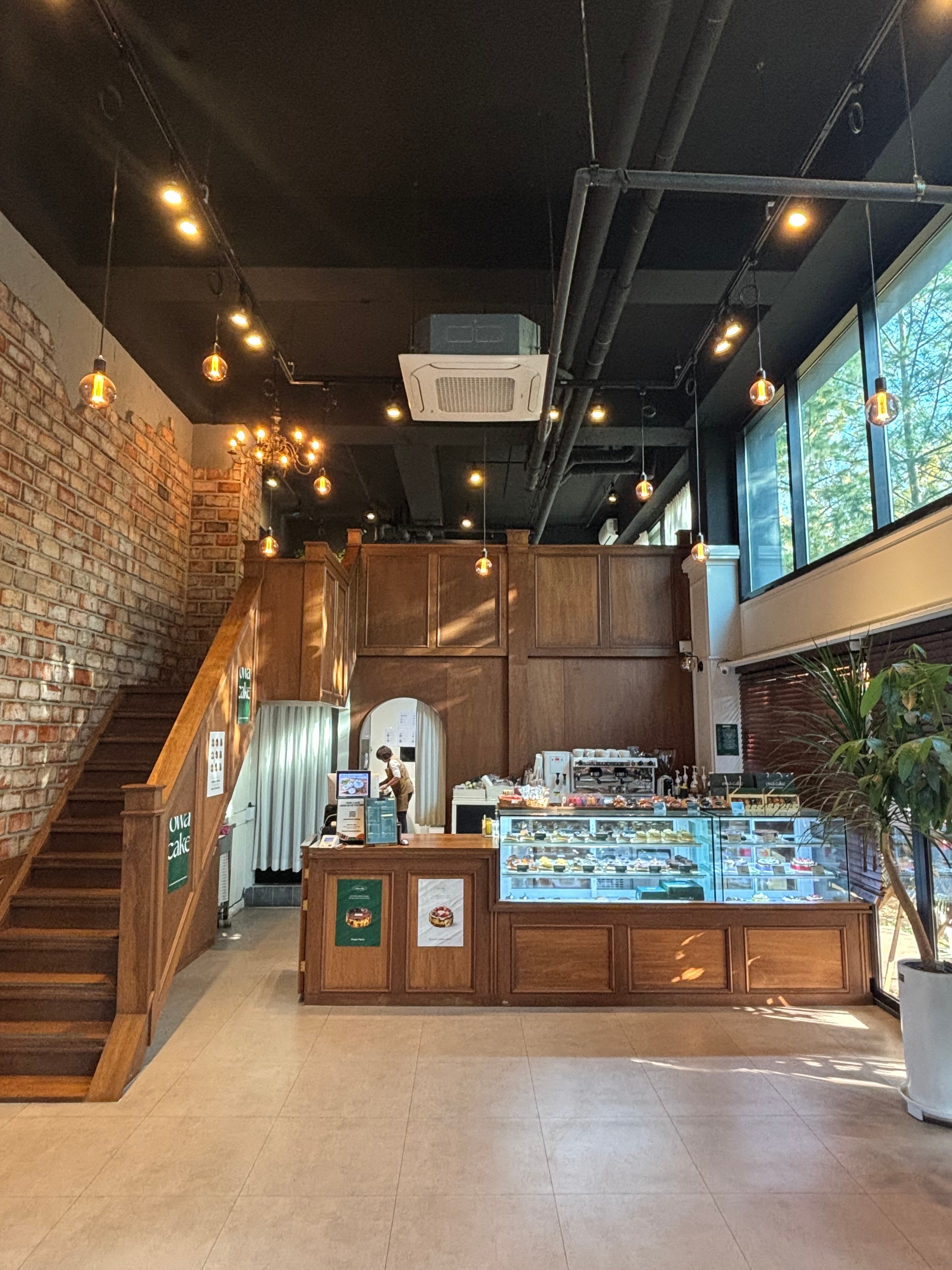 Interior 2